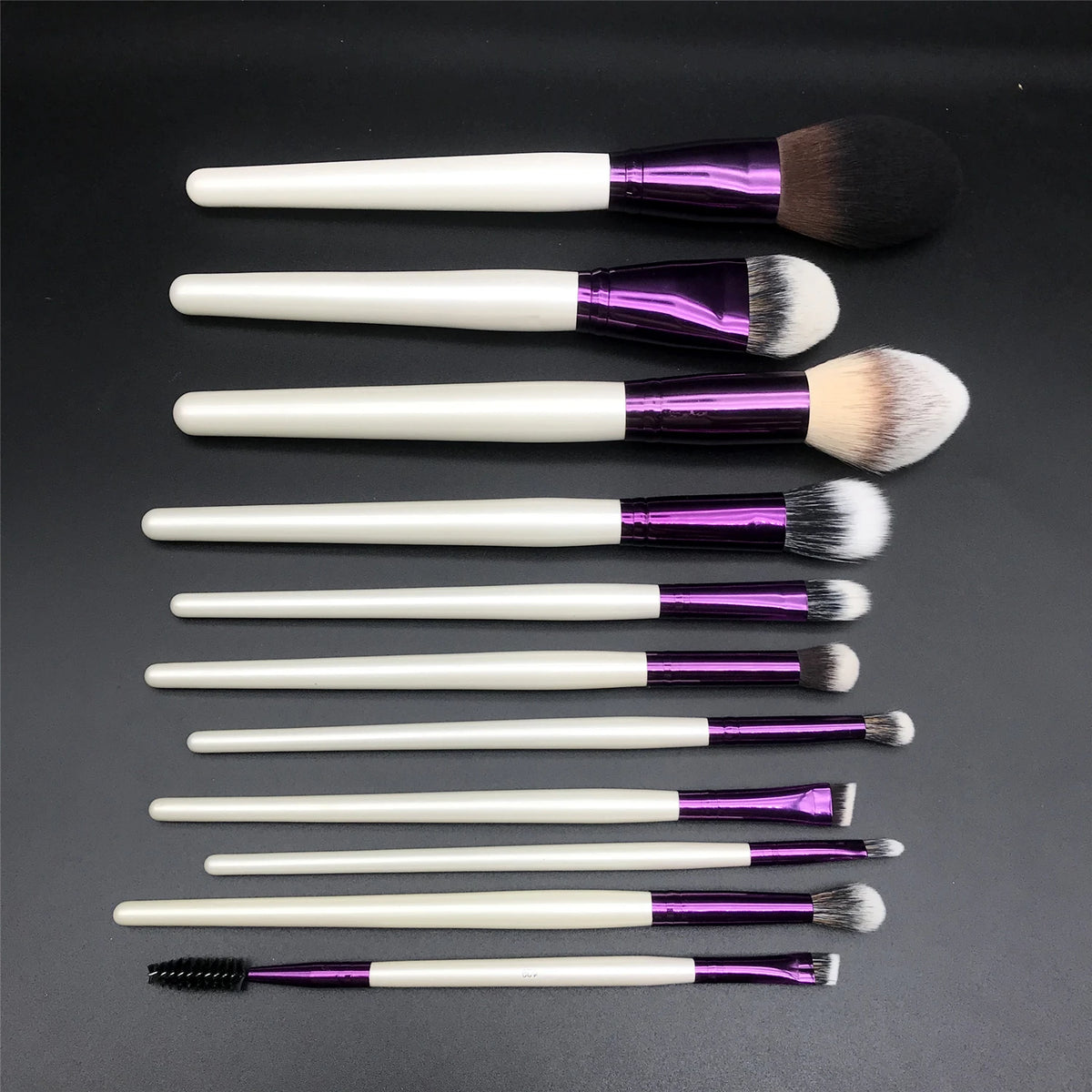 Soft Synthetic Makeup Brush Srt with Wooden Handles