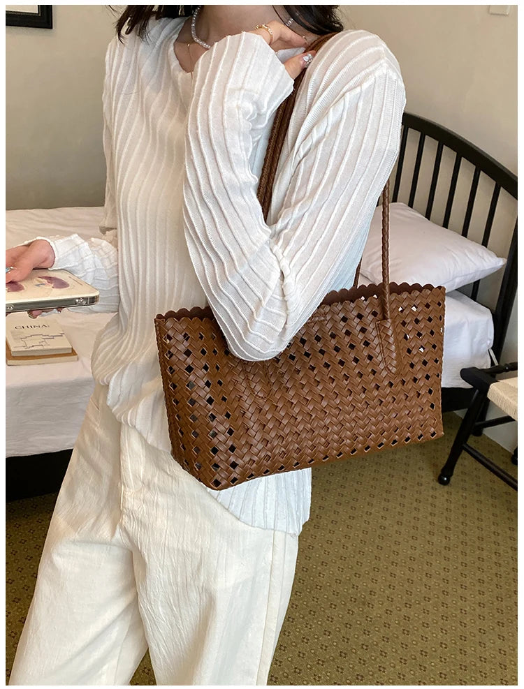 Women's Woven Shoulder Bag - Luxury Designer Tote Purse Handbag