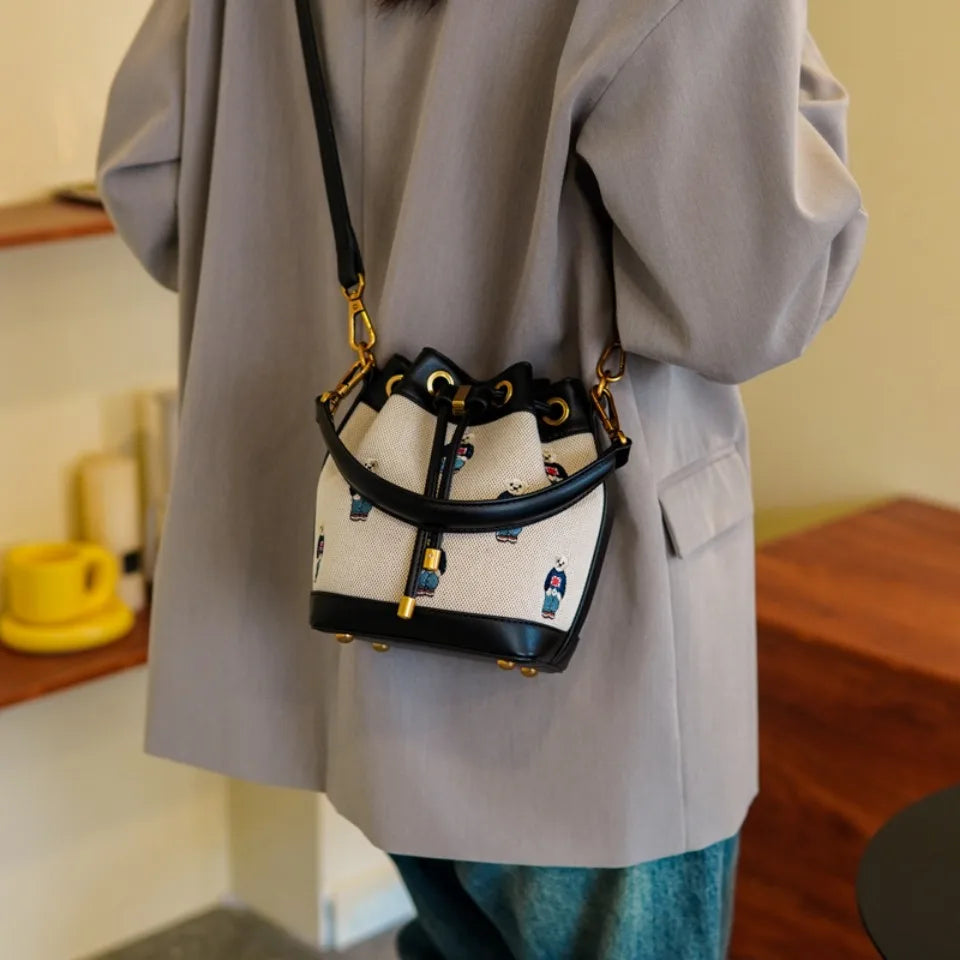 Luxury Drawstring Bucket Bag Large Capacity Women's Crossbody Shoulder Bag