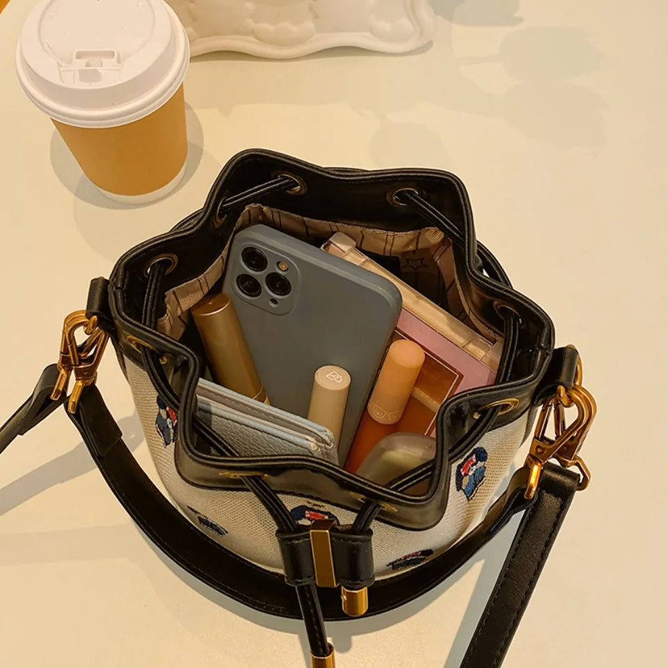 Luxury Drawstring Bucket Bag Large Capacity Women's Crossbody Shoulder Bag
