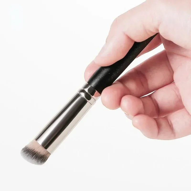 Foundation & Concealer Blending Brush