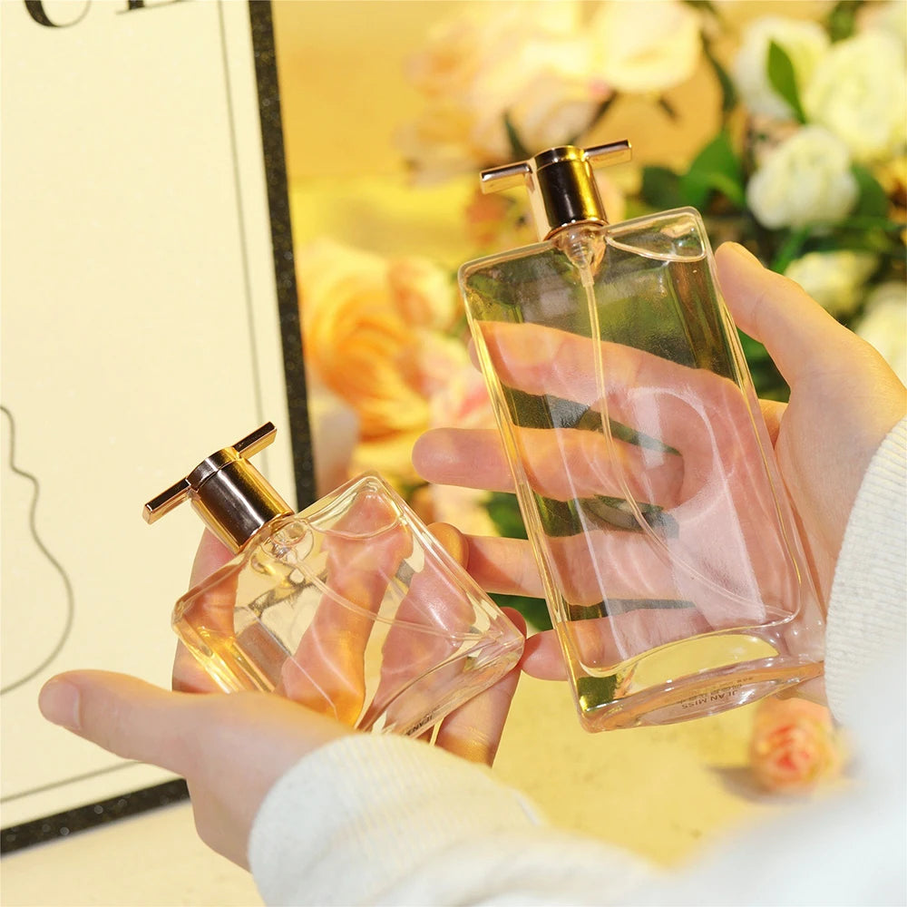 Hot Sale 50ml Eau De Parfum Spray Sweet Fruit Floral Notes Long Lasting Energetic Romantic Idol Perfume for Women