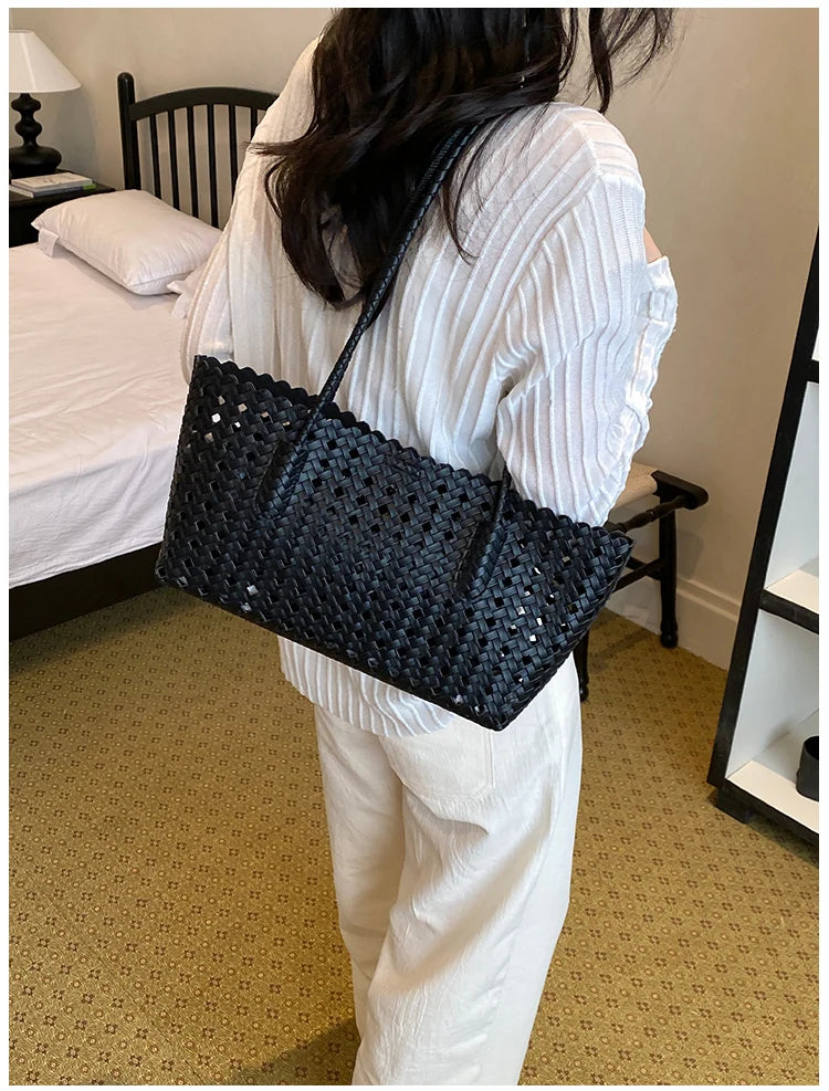 Women's Woven Shoulder Bag - Luxury Designer Tote Purse Handbag