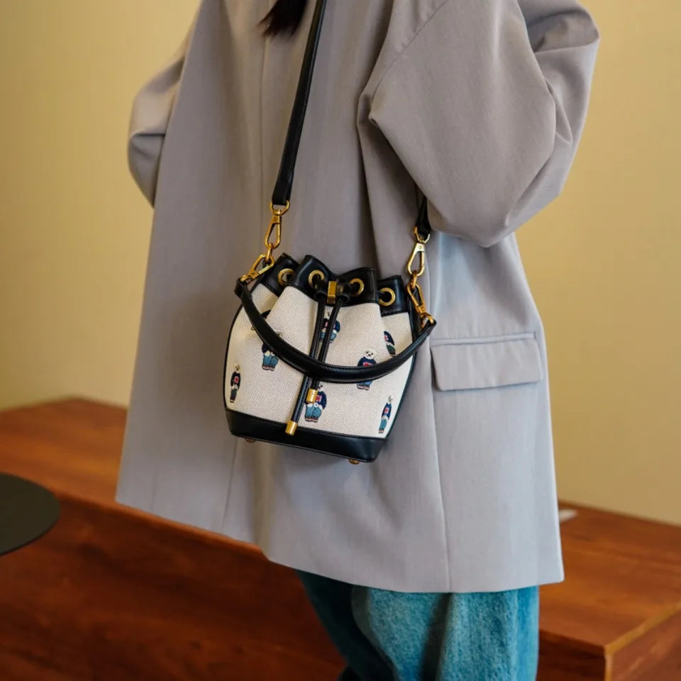 Luxury Drawstring Bucket Bag Large Capacity Women's Crossbody Shoulder Bag