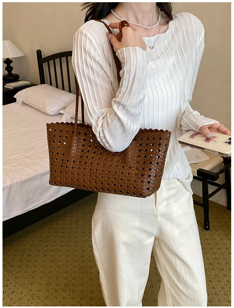 Women's Woven Shoulder Bag - Luxury Designer Tote Purse Handbag